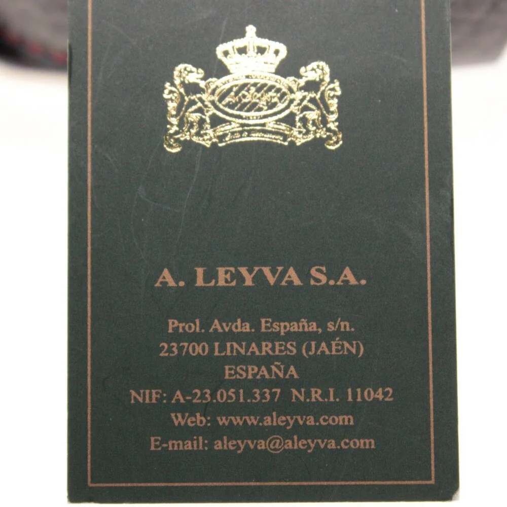 Leyva NWT Classic Belt Size 110 (US 42) in Brown Pebbled Leather Made in Spain